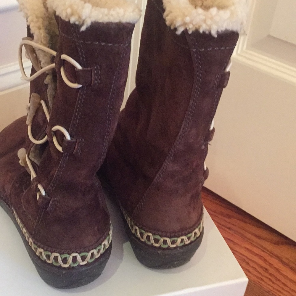 Ugg boots - Picture 4 of 5